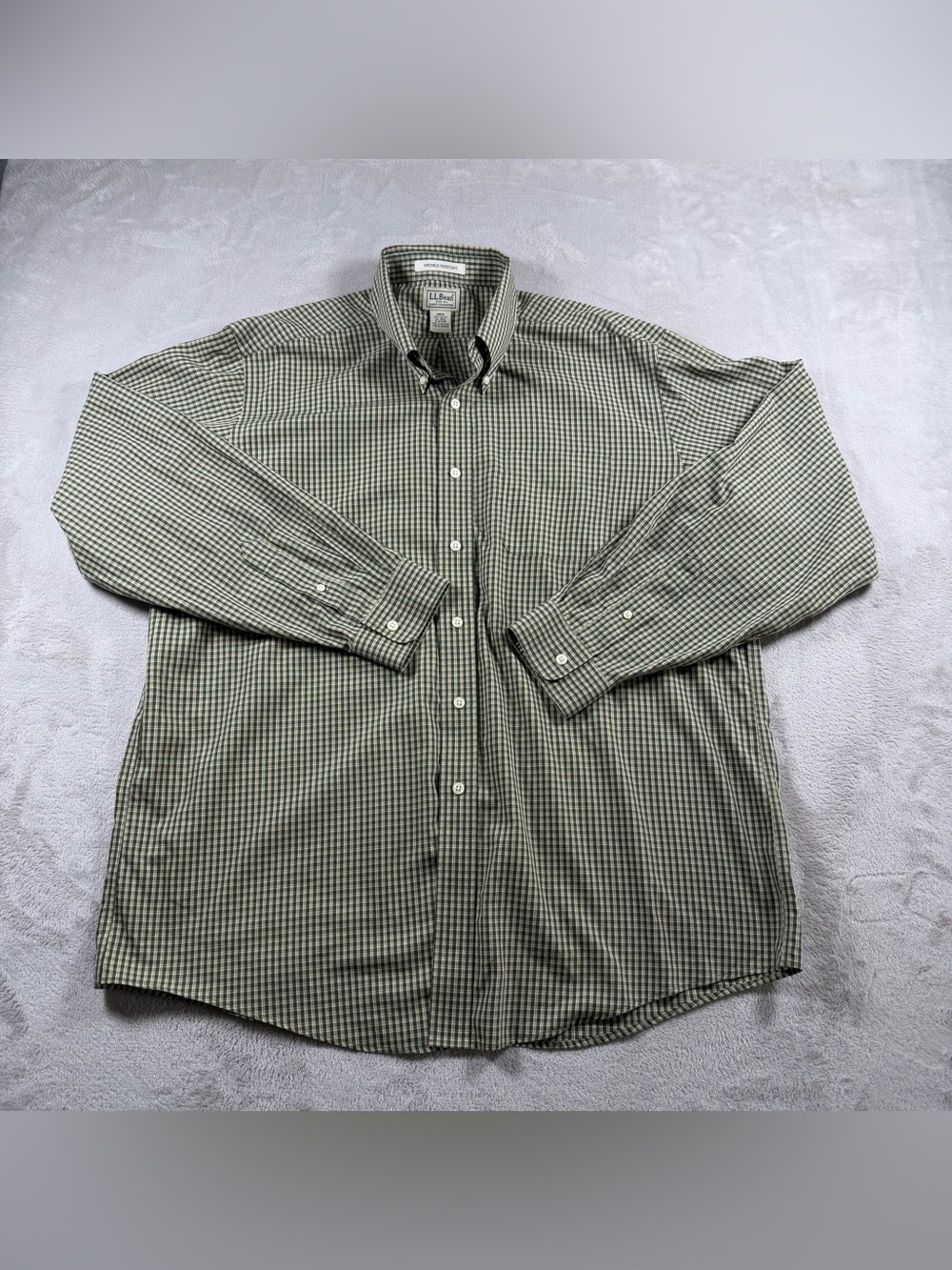 LL Bean Button Down Shirt Wrinkle Resistant Mens XL Green Plaid Cotton Outdoor